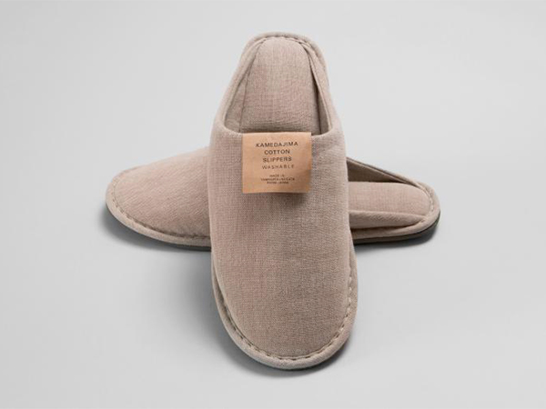Monocle_Kamedajima_Slippers_1
